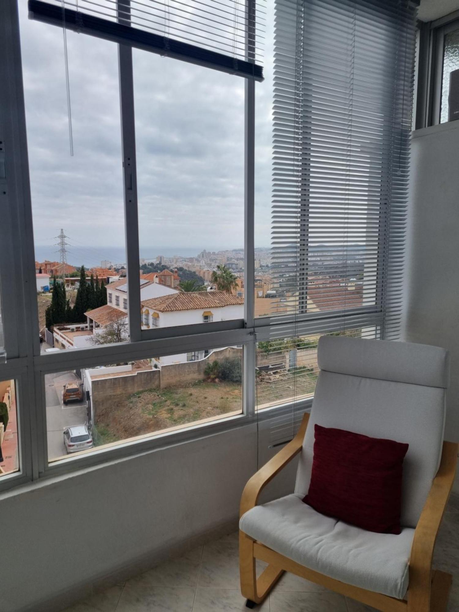 One Bedroom 7Th Floor Apartment With Amazing Views 푸엔히롤라 외부 사진