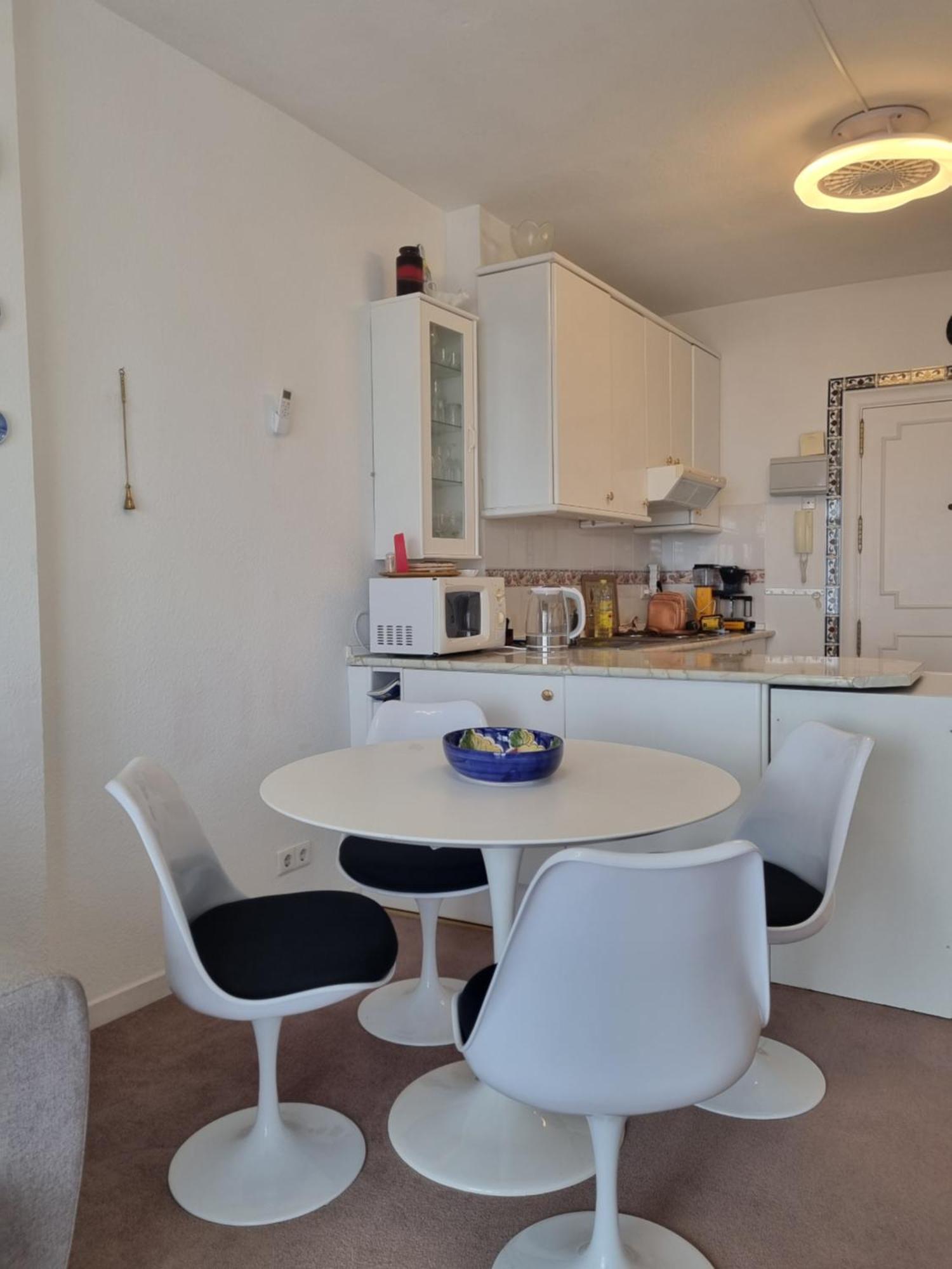 One Bedroom 7Th Floor Apartment With Amazing Views 푸엔히롤라 외부 사진